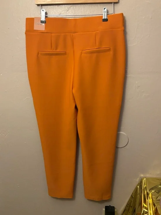 Scuba Ponte Sailor Button Ankle Pants NWT - Picture 4 of 6